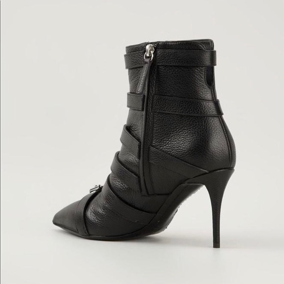 💯 Authentic Giuseppe Zanotti Yvette boots - Picture 2 of 3